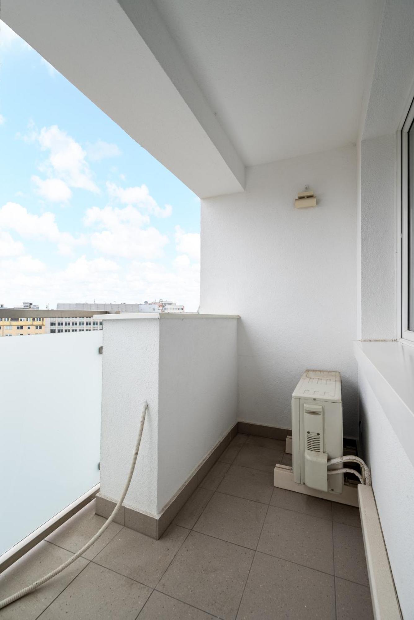 Plac Zawiszy Cosy Warschau